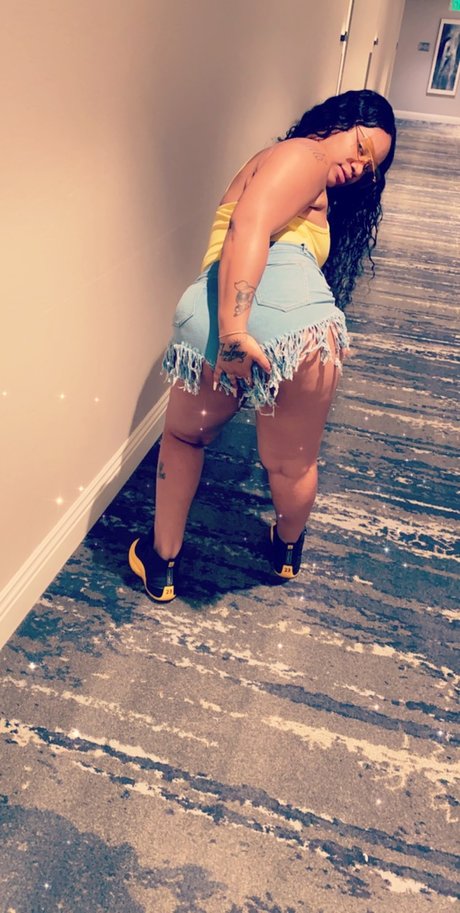 Ali Lee ヌードのポルノスター 写真