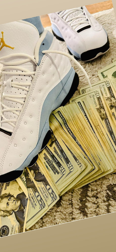 NOLALUV 裸のモデル 写真