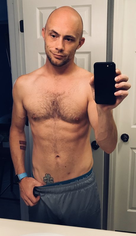 Nola 420 スター xxx 画像