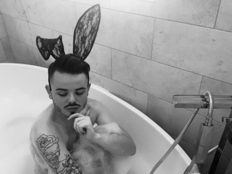 Alfey D curtis_ かわいいモデル 写真