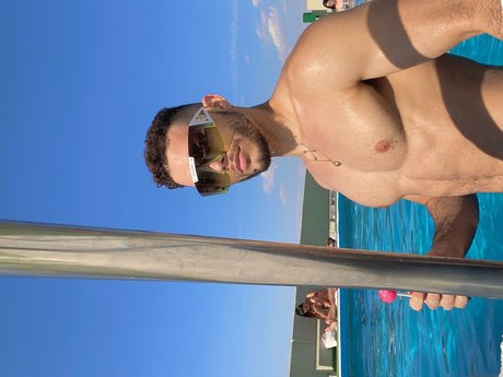 _Adonis Siritt_ 美しいモデル 写真