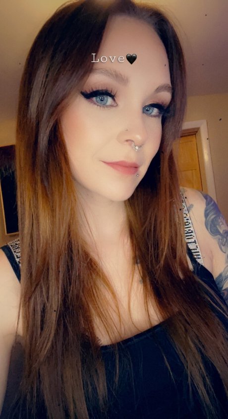 Aaleya スター ヌード 写真