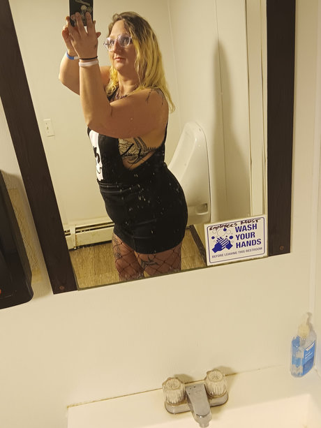 最もホットなヌードOnlyFans 美しいポルノ 写真