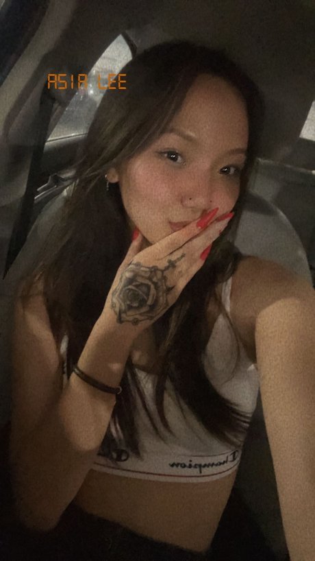 Asia Lee ポルノスター xxx ギャラリー