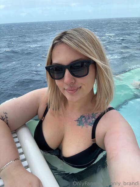 ゲイディルドOnlyFans 美しい 画像