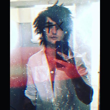 Adam Kuhn セクシーなスター ギャラリー