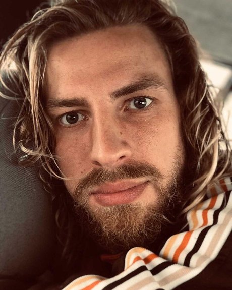 Olmo Da Silva ポルノスター セクシー 写真