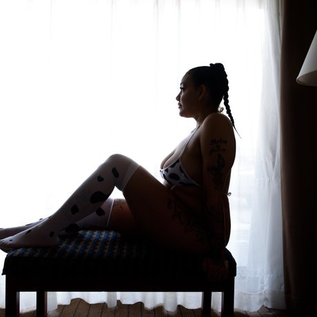 Olivia shine ヌードのポルノスター ギャラリー