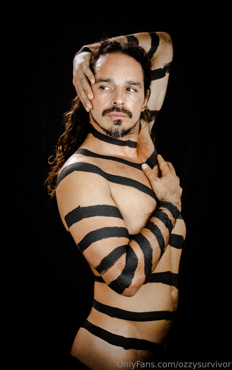 Ozzy Lusth ポルノモデル ギャラリー