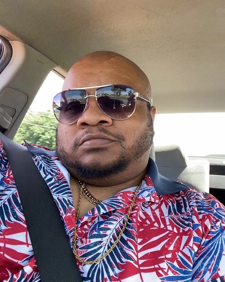 フェムボーイアジアンOnlyFans ポルノ 画像