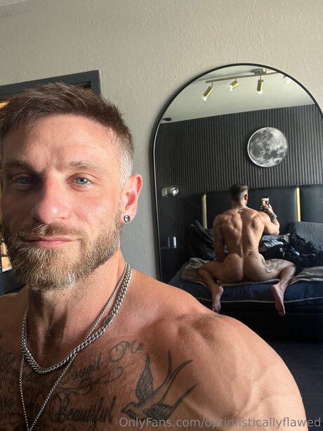 LeoBayne 美しいポルノスター 写真