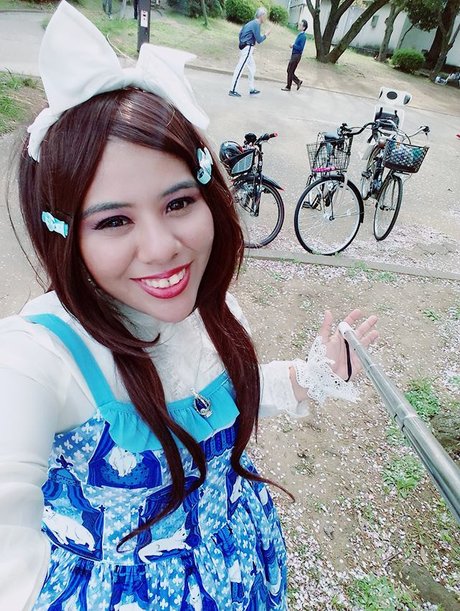 Akii chan 可愛い女優 写真