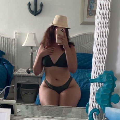 大きなお尻のマンコOnlyFans トップ 写真