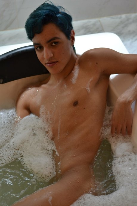 Tony Pierce 無料女優 画像