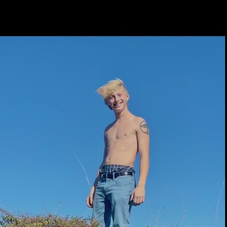 Peeter Poker ヌードモデル 写真