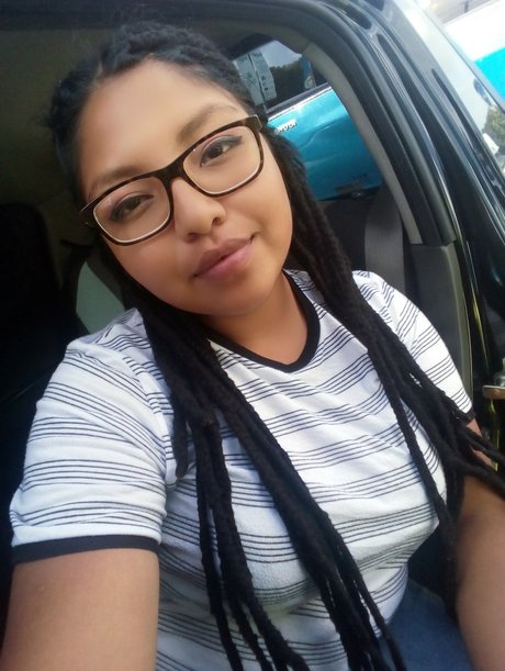 Pau Pau アダルトモデル 写真