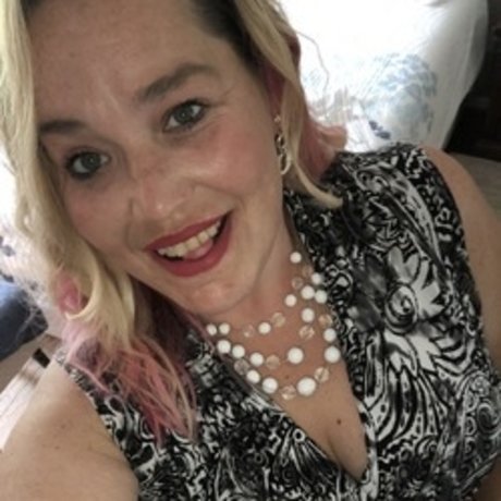 Paully327 スターセックス 写真