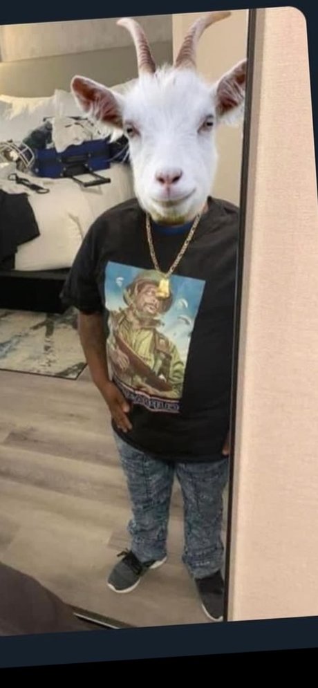 Demon Semen XX ホット女優 写真