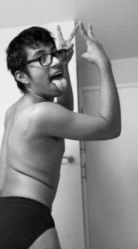 Piggy Pup アダルト女優 写真