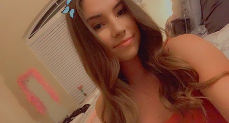 Daniiii ポルノスター 素敵 写真