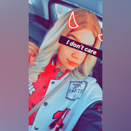 Royalteaa_ 裸モデル 写真