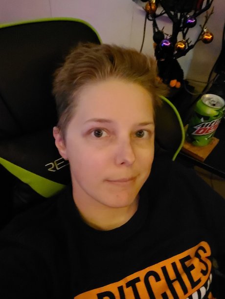 Pomsky Mom ポルノモデル ギャラリー