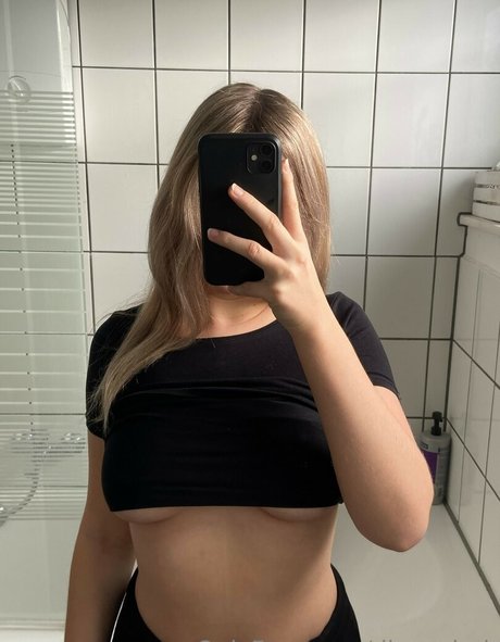 Diana Clark xxxポルノスター 写真