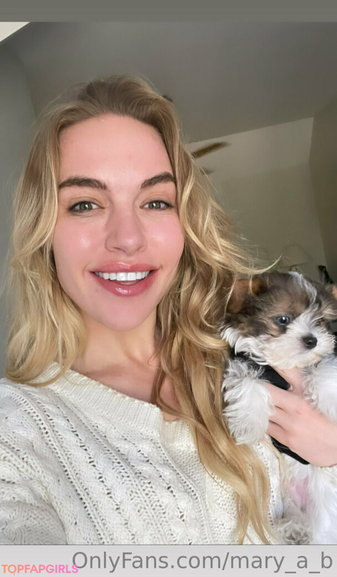 ゴスアジアンOnlyFans パーフェクト 写真