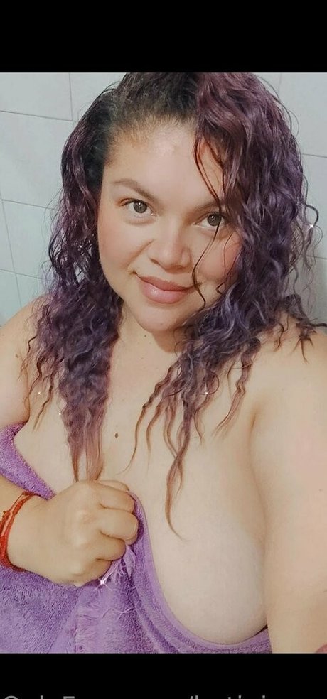 hotjuicycurvy profile image