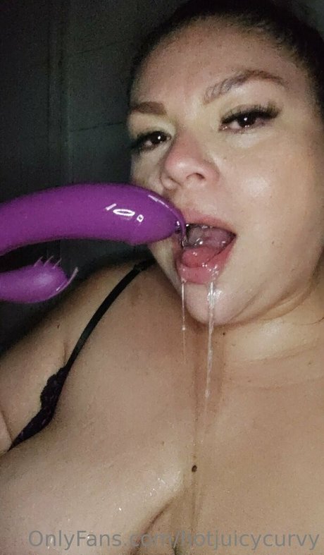 hotjuicycurvy ポルノスター アーカイブ