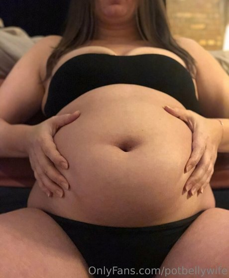 ストリッパーOnlyFans アートヌード 画像