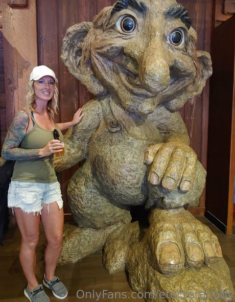 etecterababy ポルノスター 写真