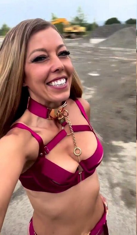 黒のランジェリーOnlyFans 無料裸 写真