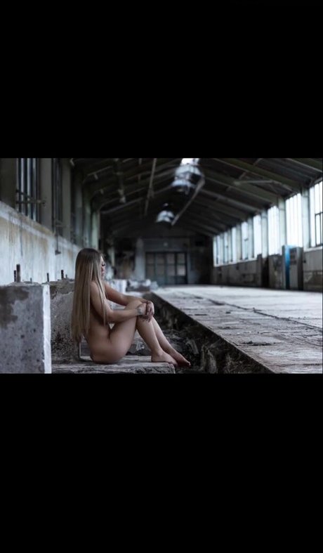 射精 顔射 OnlyFans 美しいヌード 画像