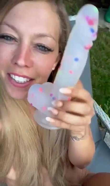 18歳のOnlyFans セクシーxxx 写真