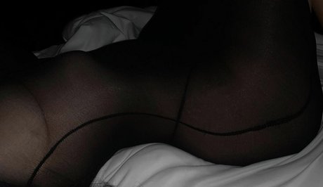 裸のトゥインクOnlyFans ポルノ 画像