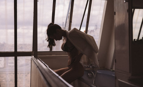 Budai Brigi アート女優 写真