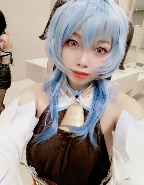 ys0 092 ポルノスター ヌード 写真