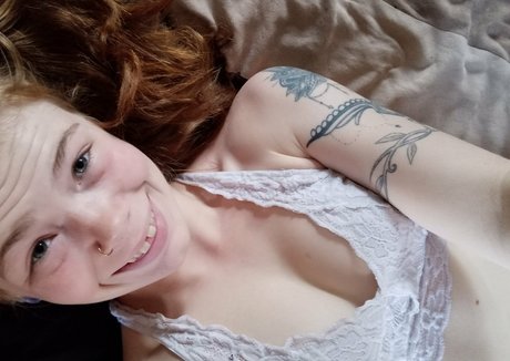 ナースアナルOnlyFans アート裸 写真