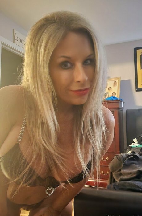 lilylee23 セクシーモデル 写真