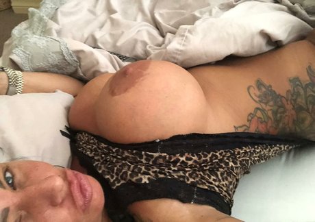 熟女 BBC OnlyFans ホット裸 写真