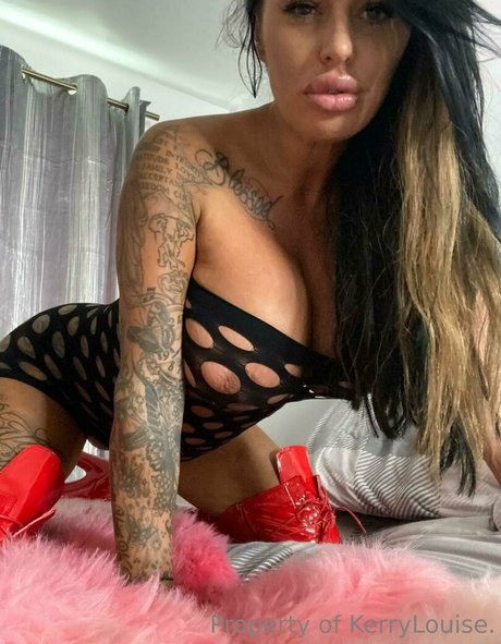 濃厚なラテン系熟女OnlyFans セクシーヌード 写真