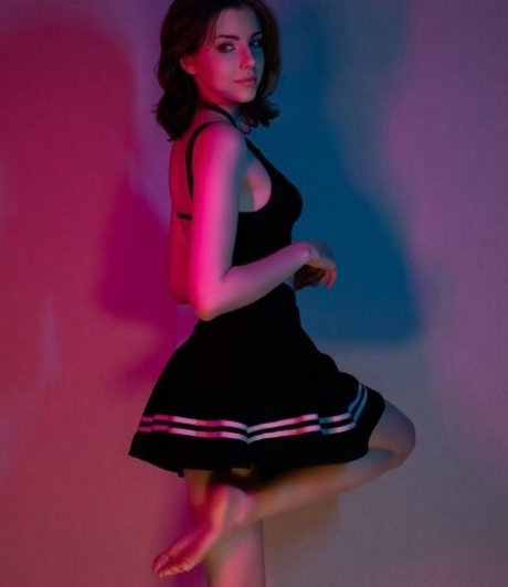 ブロンドオンリーファン セクシーヌード 画像