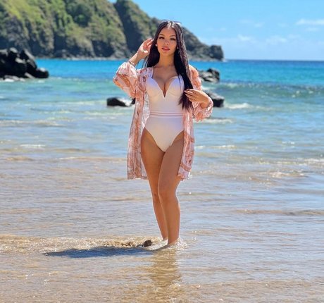 karamba liviaa 高品質女優 写真