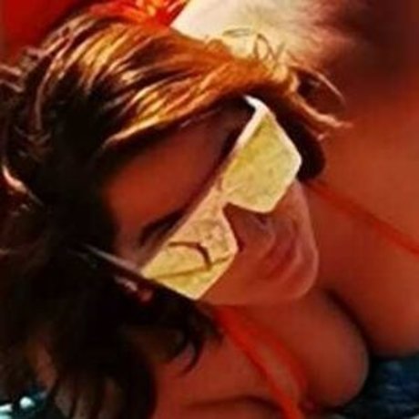 Onesarahhh top profile image