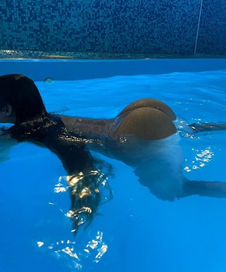 tiynmay ポルノスター xxx 写真