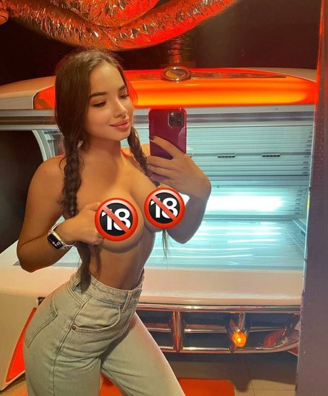 tiynmay 最高のポルノスター 写真