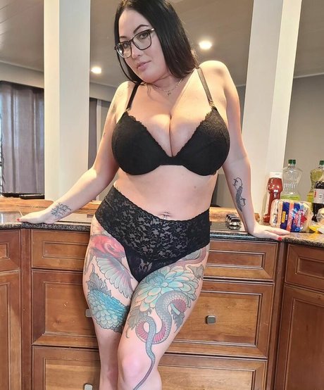 Hot4Holly セクシーなスター ギャラリー