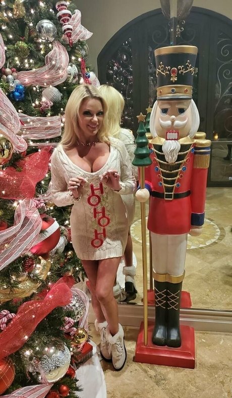 chanelstjames アダルトスター 画像