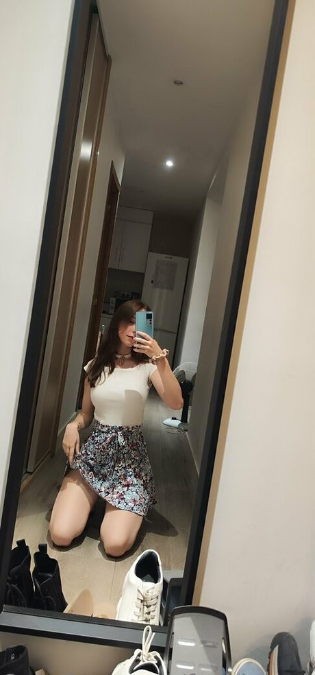 レズビアンセックスOnlyFans 美しいヌード 写真